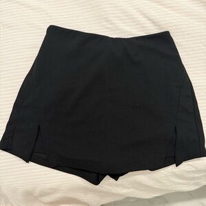 SHEIN Black Skort